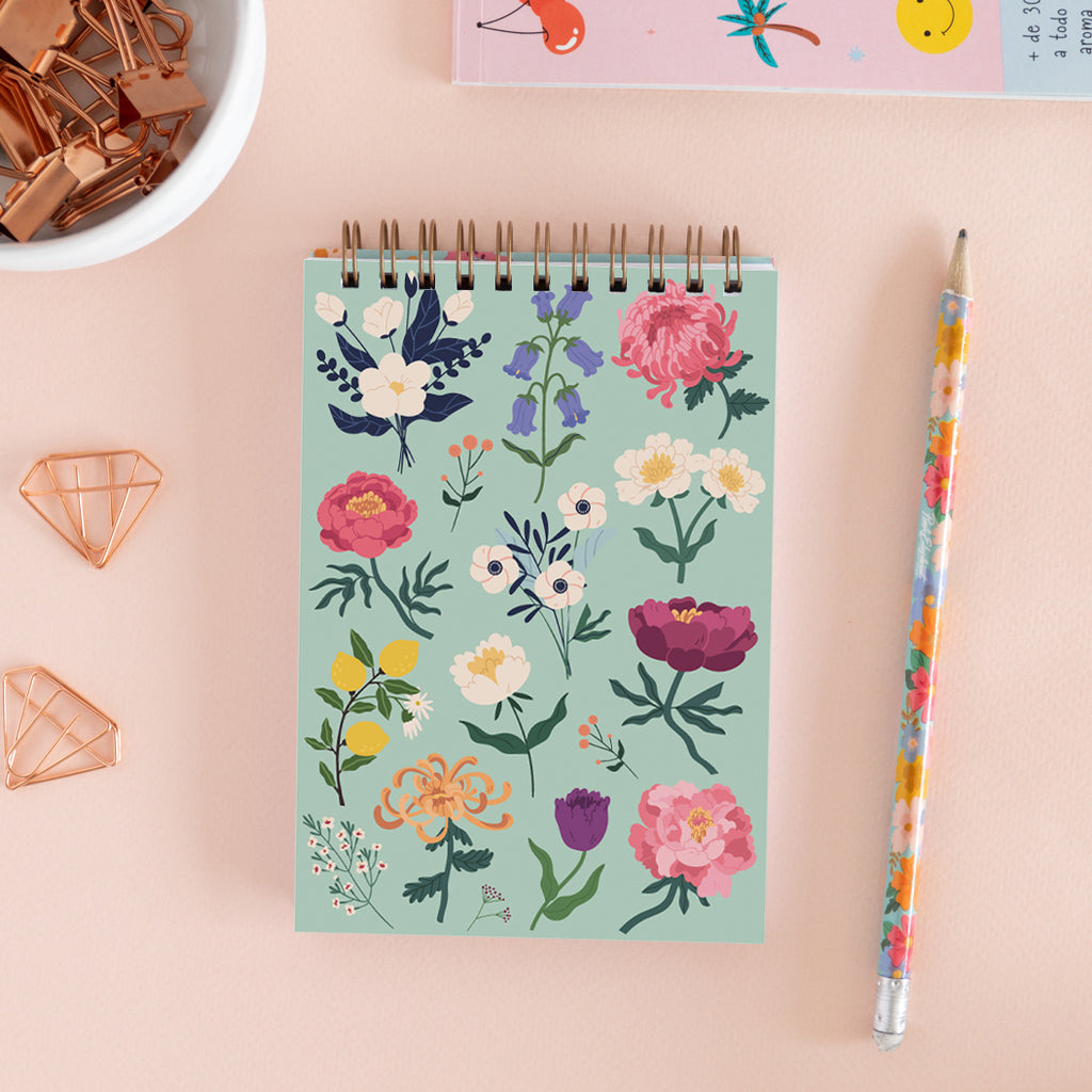 Libreta flores menta