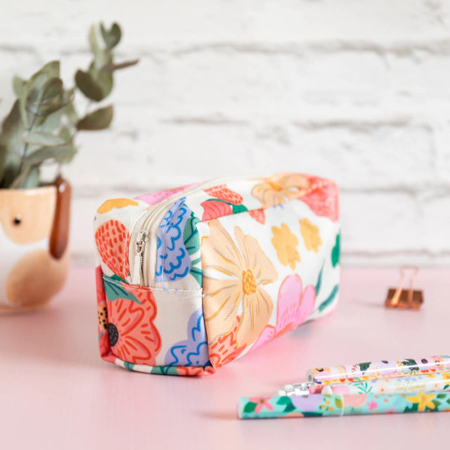 Estuche de tela camelias rojas
