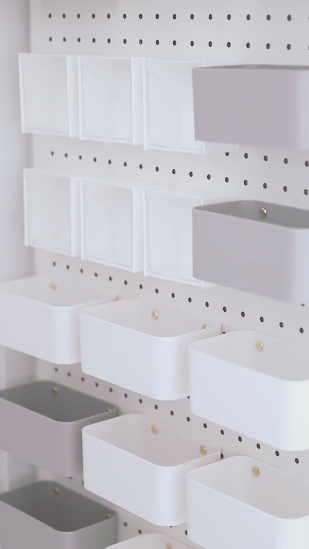 Caja plástica abatible