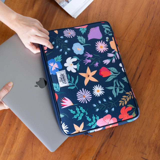 Funda notebook flores azul