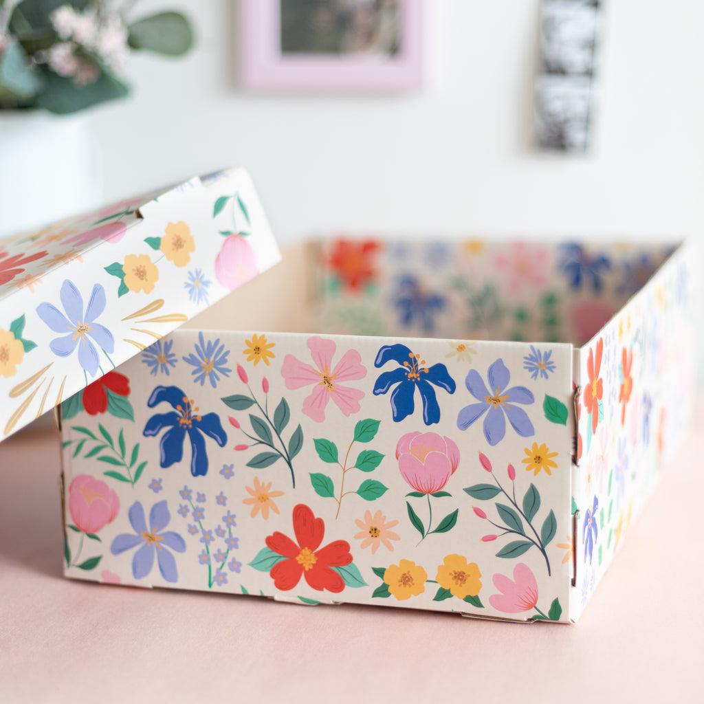 Caja cartón flores